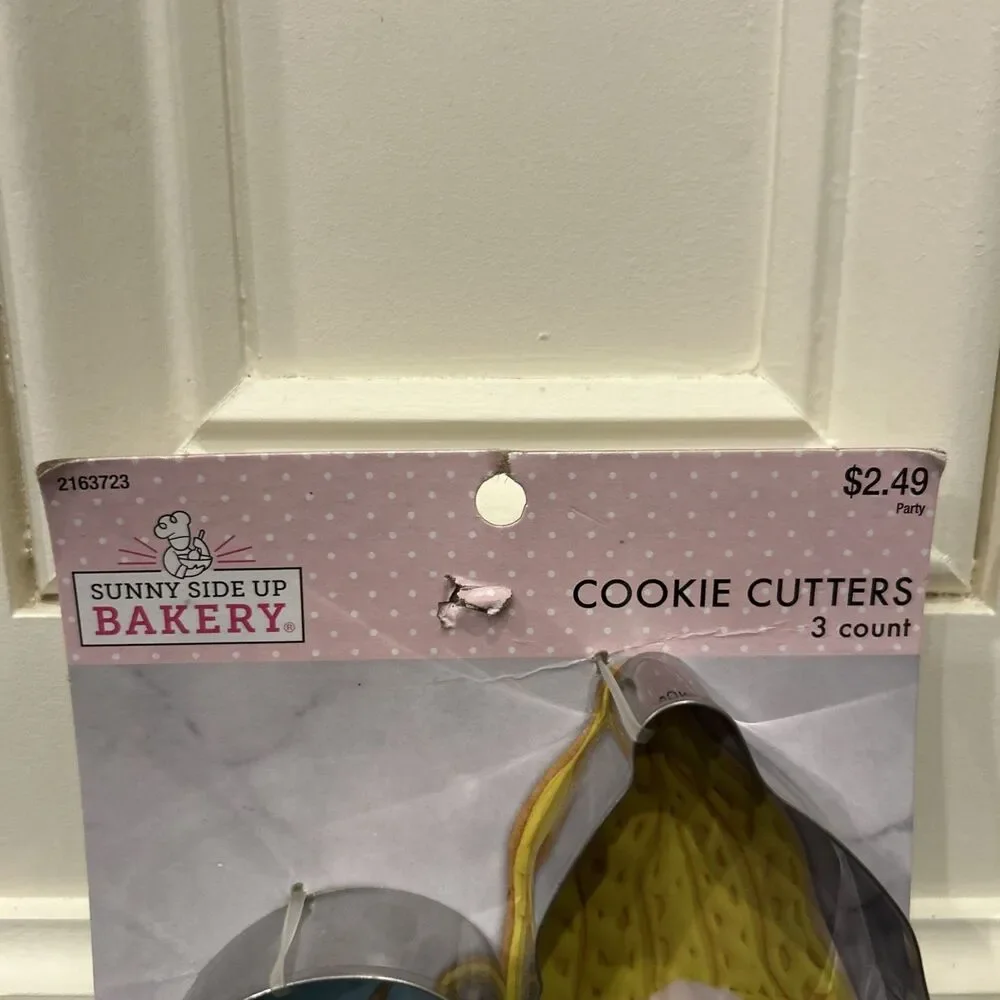 Sunny Side Up Bakery gnome cookie
